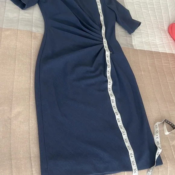 (TAHARI) ladies stretch dress size 2 never worn - Picture 8 of 11